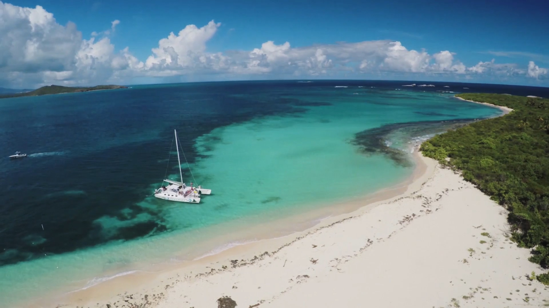 Sailing in puerto rico to icacos island on a snorkeling daysail.