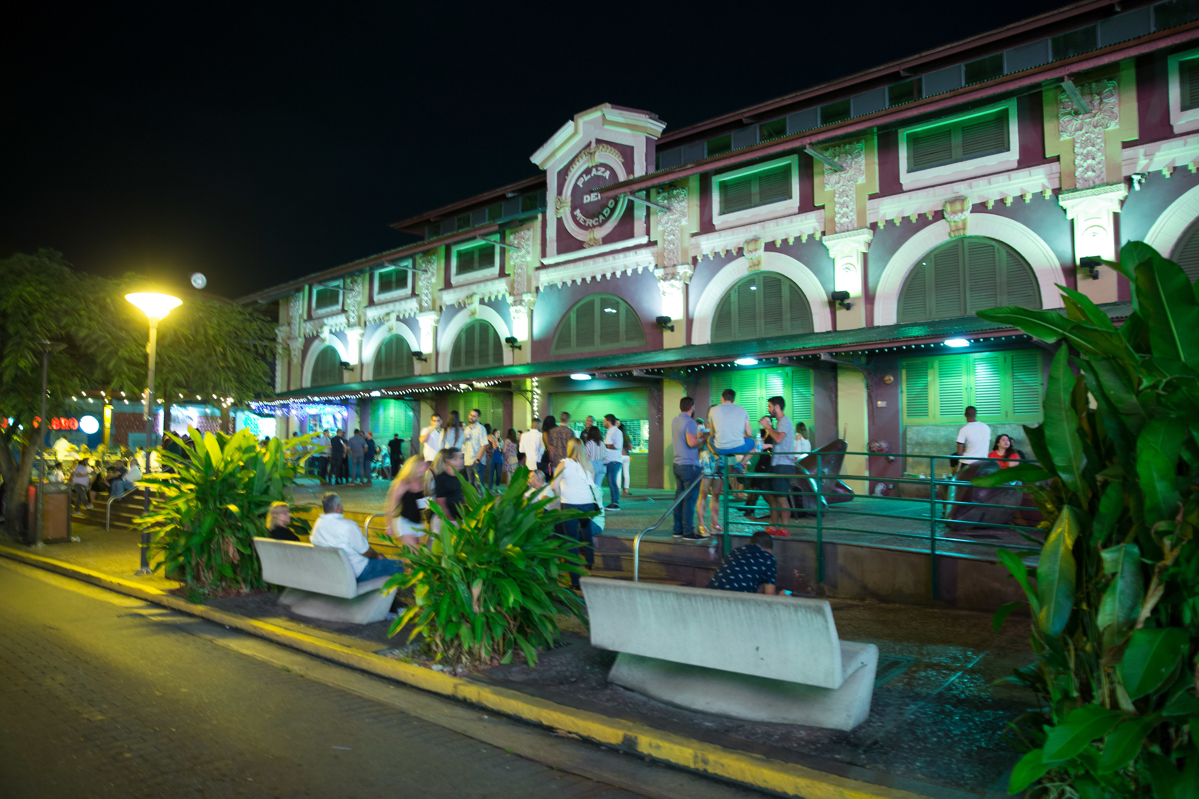 La Placita nightlife