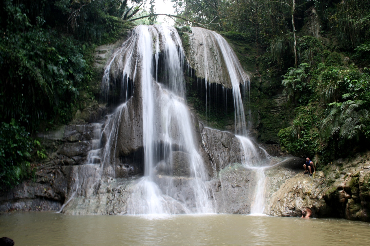 Gozalandia waterfall San Sebastián