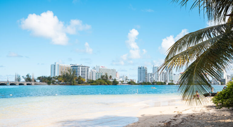 Condado lagoon beach