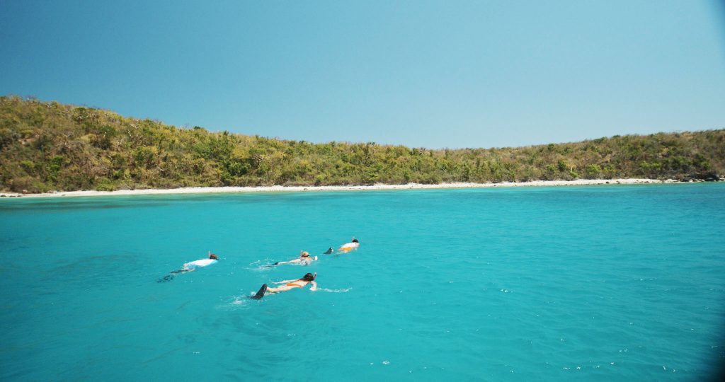 Snorkeling boat tour to Culebra