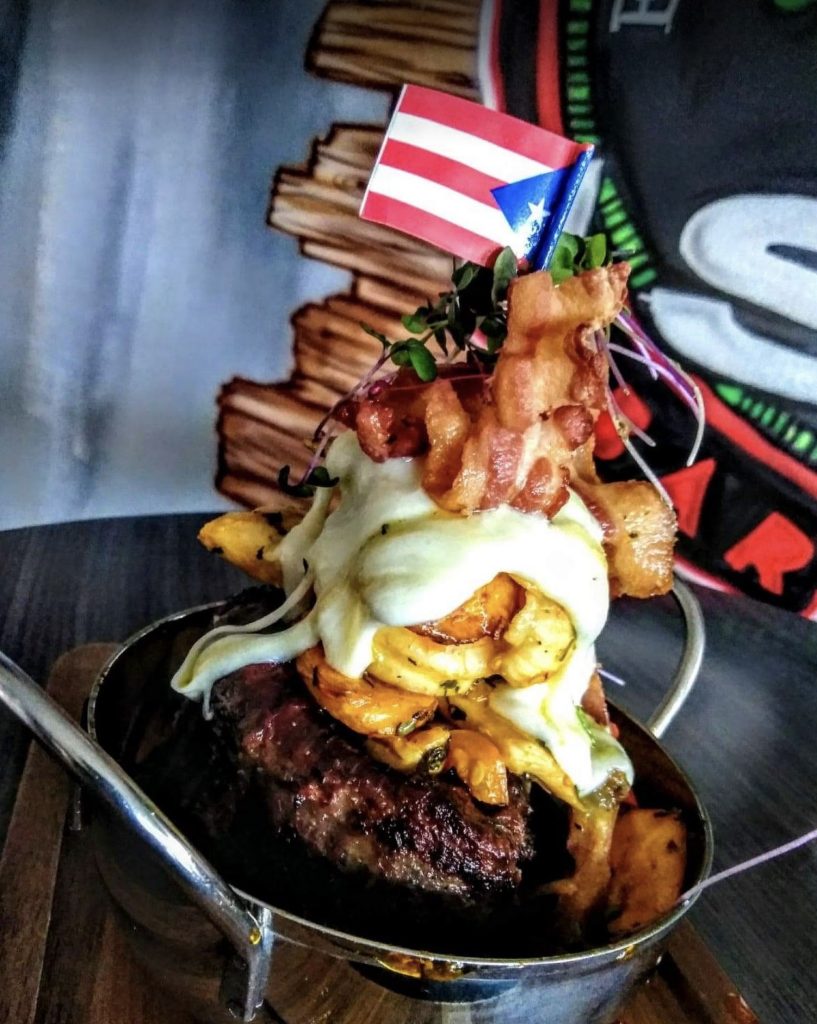 La Isla Bar and Restaurant