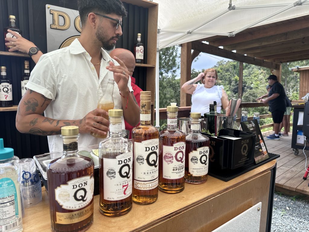 Rum tasting at Academia del Humo